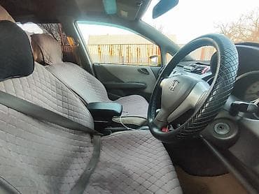 авто магитафон: Honda Fit: 2004 г., 1.5 л, Автомат, Бензин, Хэтчбэк — 3