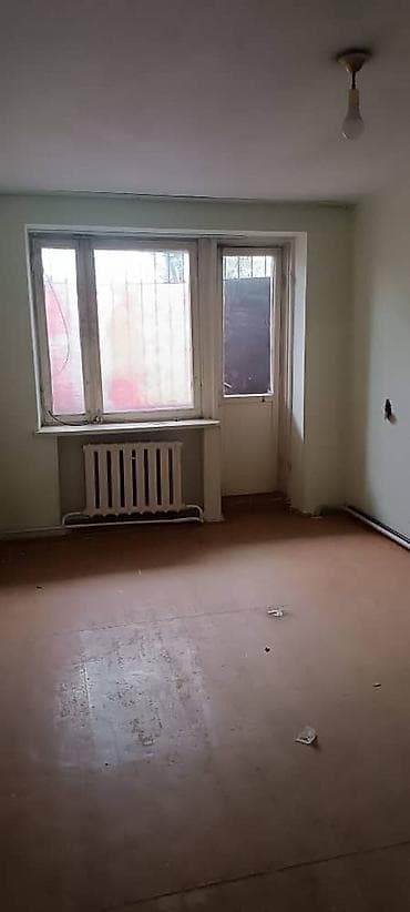 3 комнаты, 76 м², 1 этаж, Старый ремонт at lalafo.kg 3 комнаты, 76 м², 1 этаж, Старый ремонт