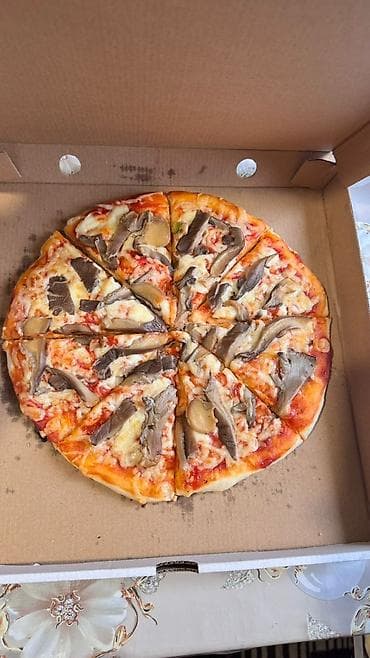 кызыл май масло цена бишкек: Пицца в коробке, несколько вариантов начинки: - Пепперони: тонко — 2