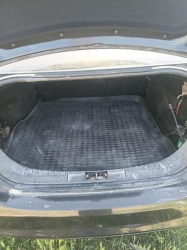 токмок шины: Ford Focus: 2008 г., 1.4 л, Кол менен иштөөчү, Бензин, Седан — 7