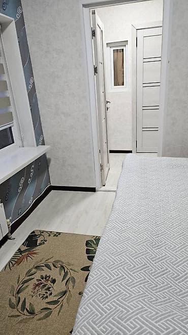 двор: Просторный загородный дом с благоустроенной территорией. - Два этажа — 5