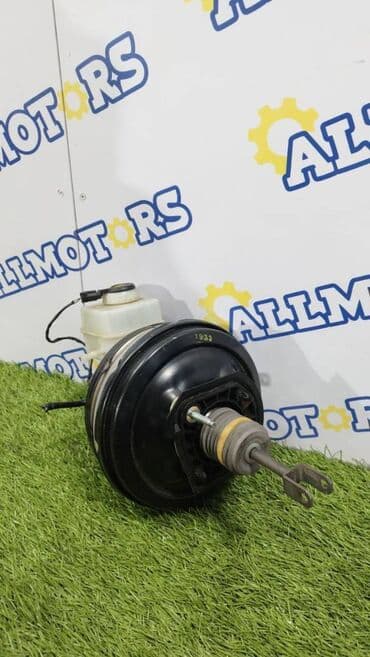 BMW 528xi (xDrive) v-2.0 turbo 2013 год тормозной вакуум с цилиндром