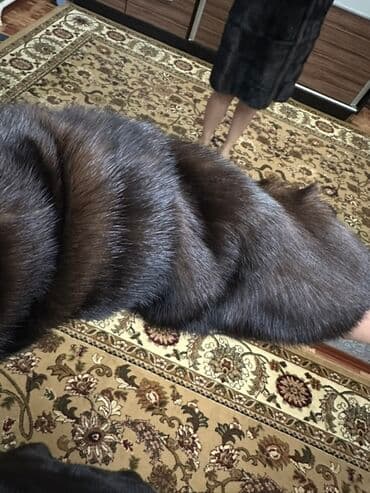 брендовая куртка: Элегантная женская шуба из натурального меха норки, выполненная в — 4