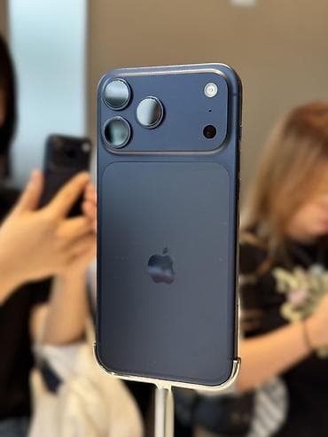 google p: IPhone 17 Pro, Б/у, 512 ГБ, Синий, Кабель, 100 % — 1
