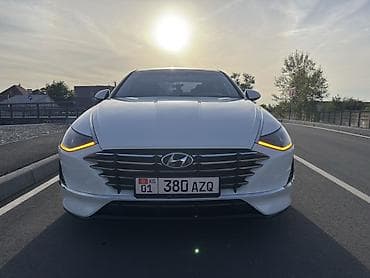 Транспорт: Hyundai Sonata: 2019 г., 2 л, Автомат, Бензин, Седан — 4