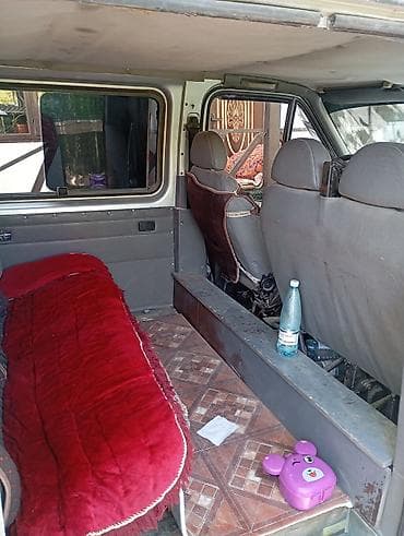 сапок бус бортовой: Ford Transit: 1995 г., 2.5 л, Механика, Дизель, Фургон — 6