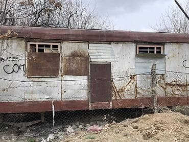 купить жилой вагончик: Передвижной металлический вагончик/бытовка (каркас из стали, обшивка — 1