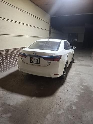 elantra 2017: Toyota Corolla: 2019 г., 1.8 л, Автомат, Гибрид, Седан — 3