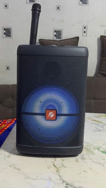 Студия микрофондору: Продам колонки с микрофоном звук
 хороший караоке тел — 1