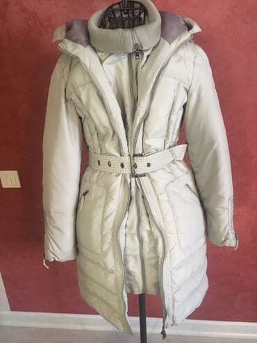 куртка зара женская: Продаю б/у женский пуховик Zara, носила всего лишь один сезон, в — 5