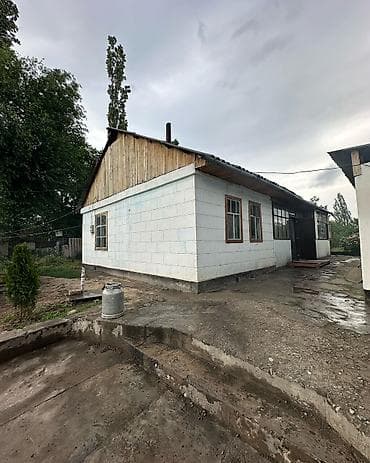 ✨ Продается дом в с. Новопавловка (Бишкек) ✨ 🏡 Характеристики: • — 2