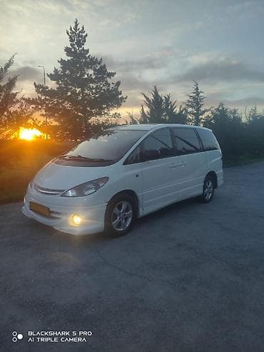 Toyota Estima: 2001 г., 2.4 л, Автомат, Газ, Минивэн
