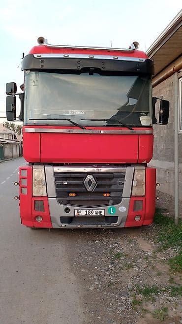 водный мотоцикл: Тягач, Renault, 2013 г., Без прицепа — 2