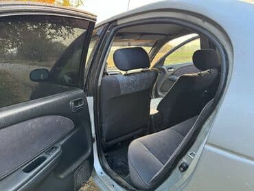 митсубиси каризма 1 6: Toyota Avensis: 2001 г., 1.8 л, Механика, Бензин, Седан — 9