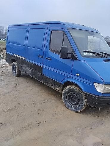 двери на спринтер: Легкий грузовик, Mercedes-Benz — 2