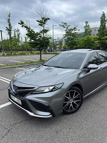 Унаа: Toyota Camry: 2021 г., 2.5 л, Гибрид, Седан — 5