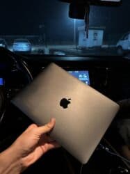 ноутбук бу: Ноутбук, Apple, 8 ГБ ОЭТ, Apple M3, Колдонулган, Татаал эмес тапшырмалар үчүн, эс тутум HDD — 1