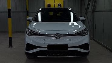 два авто: Volkswagen ID.4: 2022 г., 0.1 л, Автомат, Электромобиль, Кроссовер — 2