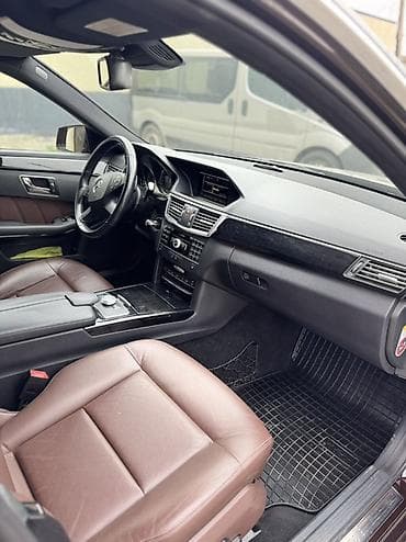 w211 e500: Mercedes-Benz E-Class: 2010 г., 3.5 л, Автомат, Бензин, Седан — 10