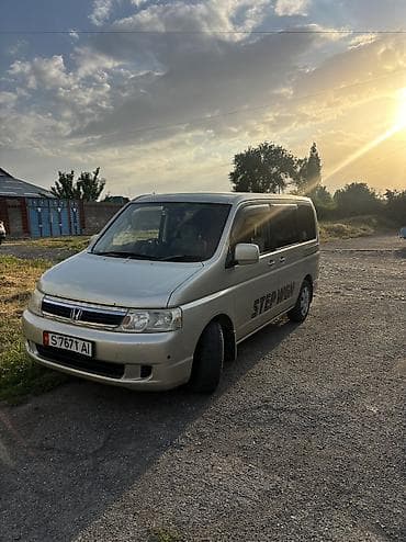 Honda Stepwgn: 2004 г., 2 л, Автомат, Бензин, Минивэн
