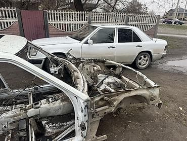 шпаклёвка на авто: Лонжерон Mercedes-Benz, Оригинал — 2