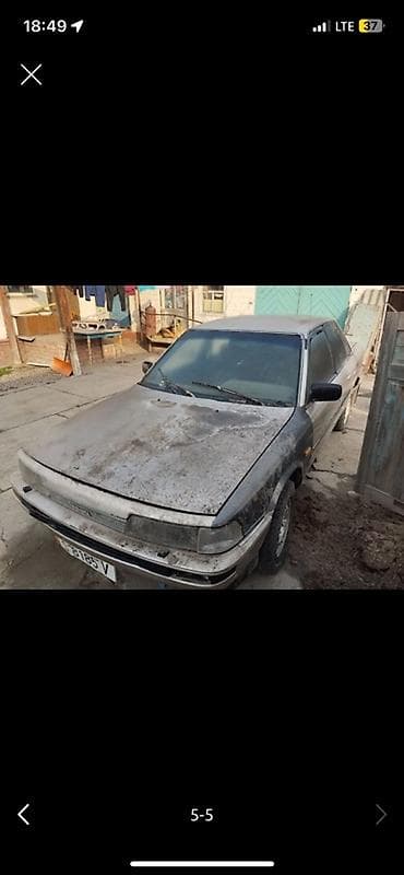 впускной клапан: Toyota Camry: 1987 г., Механика, Бензин, Седан — 10