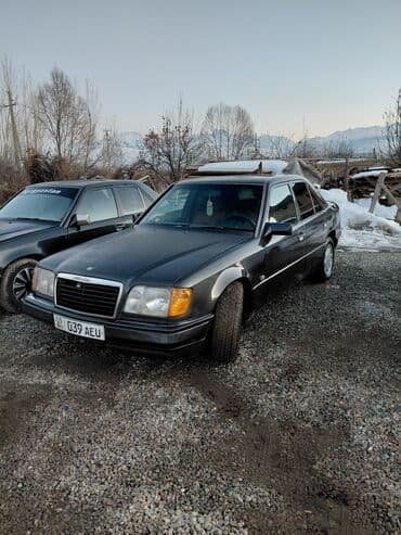 моющий пылесос для химчистки салона автомобиля бу: Mercedes-Benz W124: 1990 г., Седан — 6