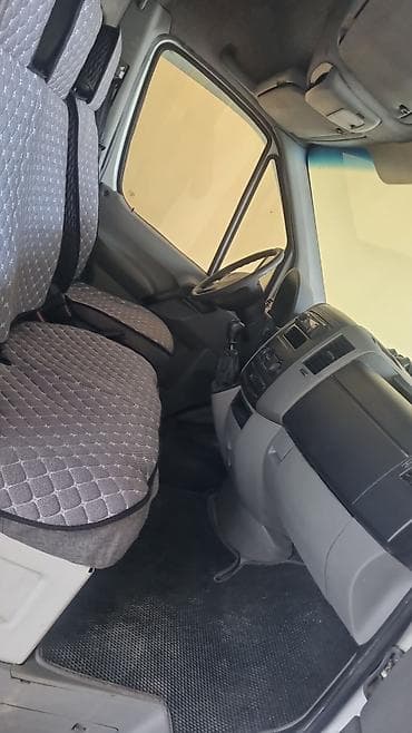 roewe er6: Легкий грузовик, Mercedes-Benz, Стандарт, 3 т, Б/у — 3