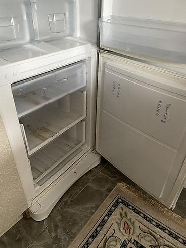 Муздаткыч Indesit, Эки камералуу — 3