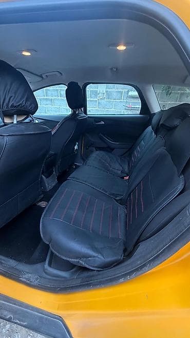 ford focus 2014: Ford Focus: 2015 г., 1.6 л, Универсал — 9