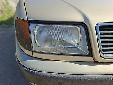 два авто: Audi 100: 1991 г., 2.8 л, Механика, Бензин, Седан — 4