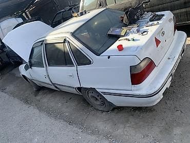 lada 2105: Daewoo Nexia: 1998 г., Бензин, Седан — 4