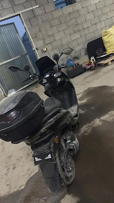 скутера бу: Макси-скутер BWS, 150 куб. см, Бензин, Б/у — 3