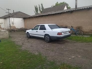 mers bar: Mercedes-Benz W124: 1988 г., Седан — 3