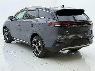 rd 1: BYD Tang: 2022 г., 1.5 л, Гибрид, Кроссовер — 3