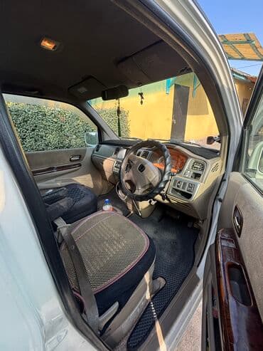 срочно продаю в связи с переездом: Honda Stepwgn: 2003 г., 2 л, Автомат, Бензин, Минивэн — 2