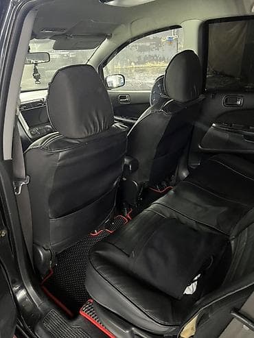 step wgn: Honda Stream: 2004 г., 1.7 л, Автомат, Бензин, Минивэн — 10