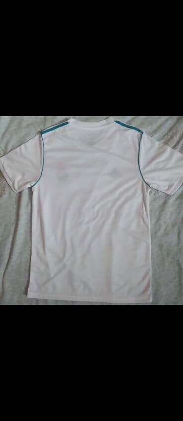 вратарская форма: Футбольная форма (игровая майка) Real Madrid от adidas. - Домашняя — 2