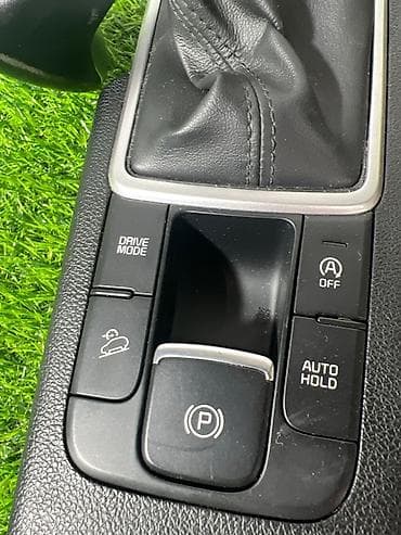 electro: Консоль тоннеля с селектором АКПП для Kia Sportage QL - Оригинальная — 2