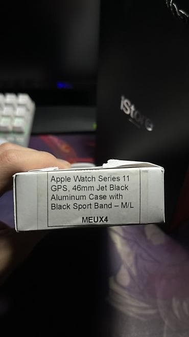 часы: Apple Watch Series 11 GPS, 46 мм, цвет Jet Black Пользовался только — 3