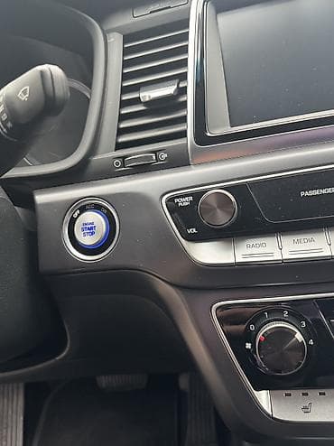 ренаульт самсунг: Hyundai Sonata: 2018 г., 2 л, Автомат, Газ — 9