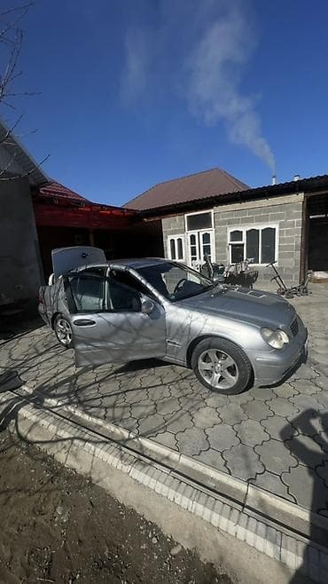 c4 a6: Mercedes-Benz C-Class: 2002 г., Автомат, Газ, Седан — 2
