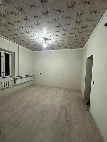 сдаю общагу: 1 комната — 4