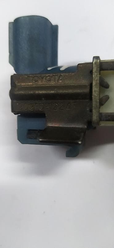 yaris: Toyota 2003 г. — 1