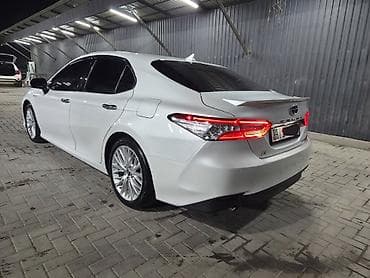 crown 2018: Toyota Camry: 2018 г., Гибрид, Седан — 4