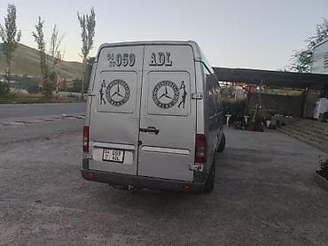 Транспорт: Mercedes-Benz Sprinter CDI, удлинённый и высокий фургон. Основные — 2