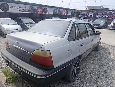 Daewoo Nexia: 2001 г., 1.5 л, Механика, Седан — 3