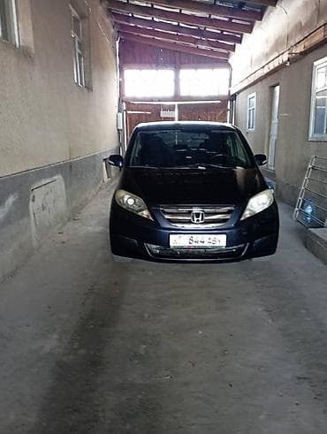 ручной кран: Honda Edix: 2008 г., 1.8 л, Ручные, Бензин, Минивэн — 1