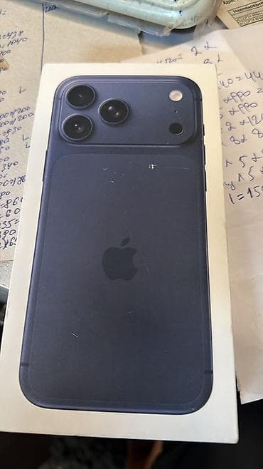 ipod pro: IPhone 17 Pro Max, модель A3526, 256 ГБ Варианты цвета на фото: Deep — 2