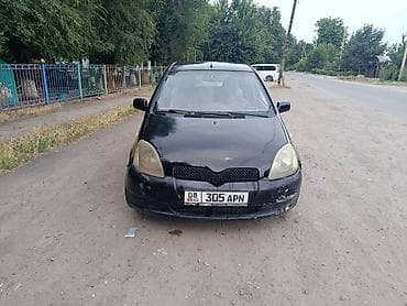 Toyota Yaris: 2001 г., 1.3 л, Механика, Бензин, Хэтчбэк